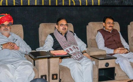 भजनलाल ने मंत्रियों के साथ देखी 'द साबरमती रिपोर्ट' कहा- सत्य को उजागर किया