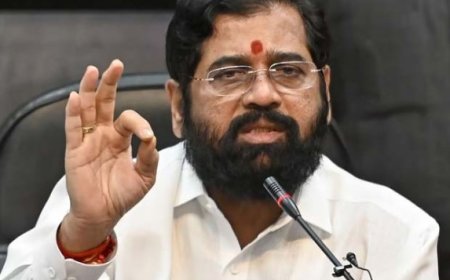 कार्यवाहक सीएम एकनाथ शिंदे सातारा में माता जननी देवी का दर्शन कर मुंबई लौटे एकनाथ शिंदे बोले- महायुति में कोई मतभेद नहीं