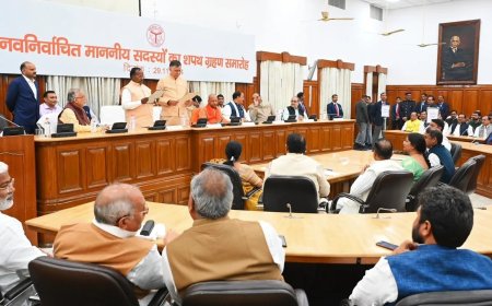 उपचुनाव में जीते सात विधायकों ने ली शपथ