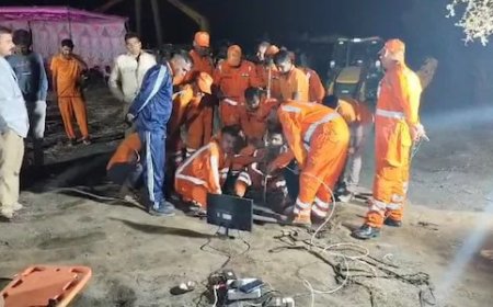 पांच वर्षीय मासूम 250 फीट गहरे बोरवेल में गिरा