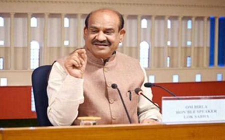 भारतीय संविधान में सभी की प्रगति की भावना पर जोर : लोकसभा अध्यक्ष INDIA 150