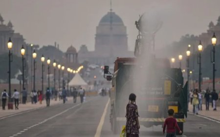 दिल्ली-एनसीआर में खतरनाक प्रदूषण: सुप्रीम कोर्ट ने वकीलों से कहा—“वर्चुअल सुनवाई अपनाएं”