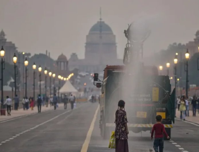 दिल्ली-एनसीआर में खतरनाक प्रदूषण: सुप्रीम कोर्ट ने वकीलों से कहा—“वर्चुअल सुनवाई अपनाएं”