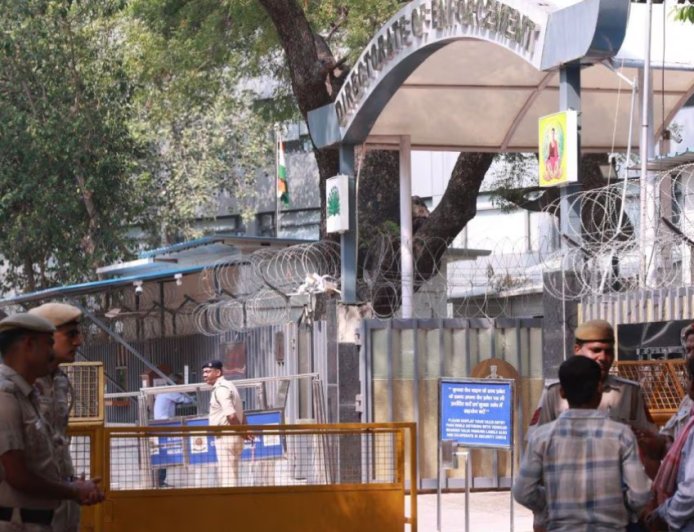 अहमदाबाद में ED की बड़ी कार्रवाई: अनस ग्रुप पर FEMA के तहत छापा, 5.84 करोड़ की संपत्ति जब्त