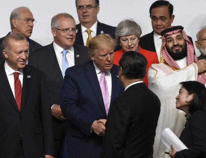 अंतरराष्ट्रीय राजनीति में नई रणनीतिक गठबंधन बनने की चर्चा