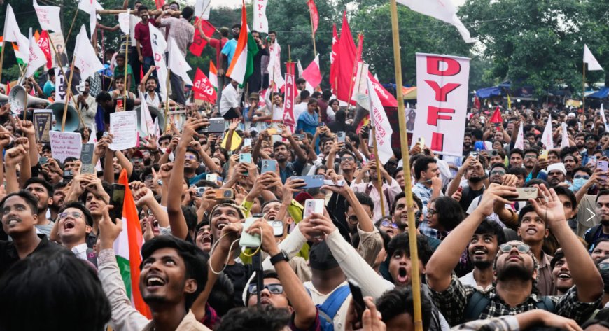 धर्मेंद्र प्रधान के इस्तीफे के बाद जंतर-मंतर पर जश्न, NEET  विवाद में जान गंवाने वाले छात्रों को दी गई श्रद्धांजलि