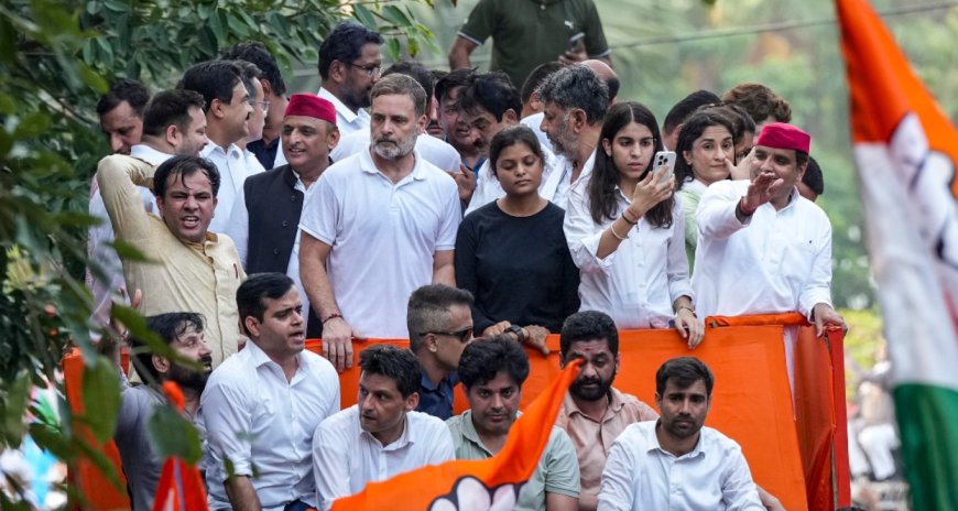 मतदाता सूची विवाद पर सुप्रीम कोर्ट पहुंचे राहुल गांधी समेत विपक्षी नेता, SIR प्रक्रिया में पारदर्शिता और स्वतंत्र ऑडिट की मांग